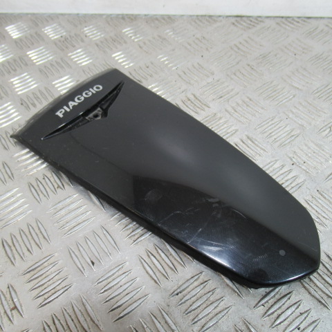 Cache centrale avant PIAGGIO 125 FLY – 2011 –