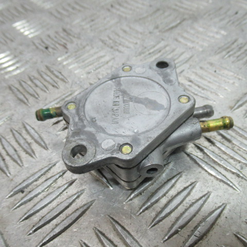 Pompe essence PIAGGIO 125 SUPER LX 2T – 2000 –