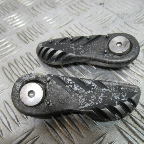 Repose pieds MBK 50 BOOSTER – 2014 –