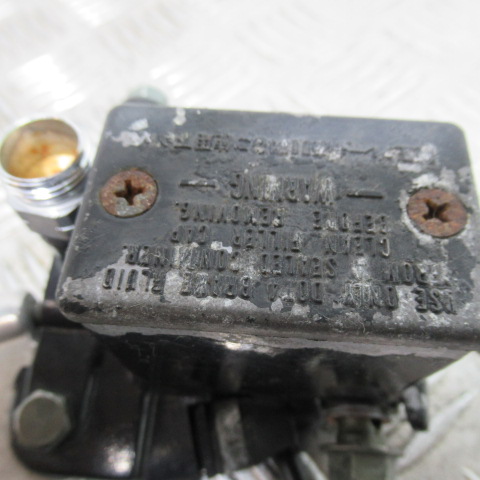 Maitre cylindre frein avant YAMAHA 125 TW – 2004 –