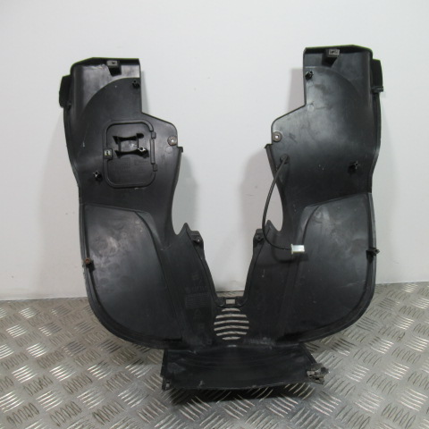 Passage de roue PIAGGIO MP3 300 YOURBAN – 2013 –