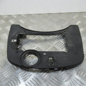 Fermeture de selle VESPA 125 ET4 – 2004 –