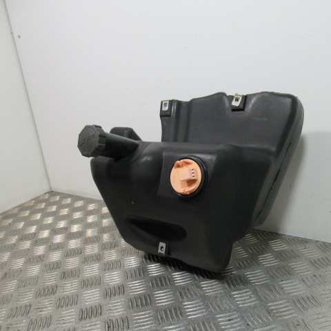 Réservoir d’essence VESPA 125 ET4 – 2004 –