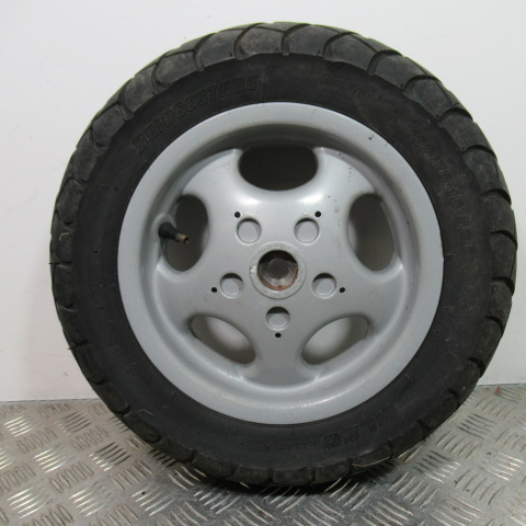 Roue arrière VESPA 125 ET4 – 2004 –