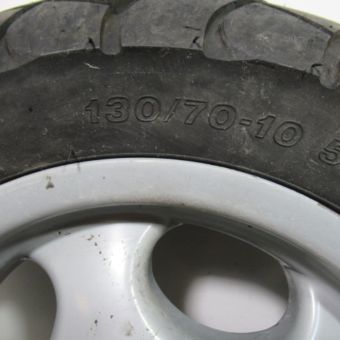 Roue arrière VESPA 125 ET4 – 2004 –