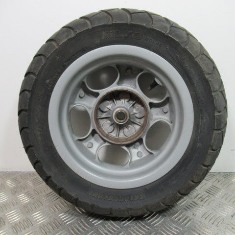 Roue arrière VESPA 125 ET4 – 2004 –