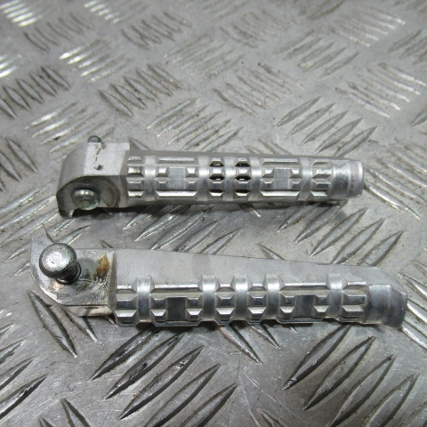 Repose pieds YAMAHA 125 XMAX – 2015 –