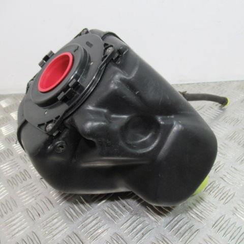 Boite à air SUZUKI 600 GSXF – 1988 –