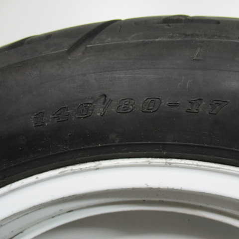 Roue arrière SUZUKI 600 GSXF – 1988 –