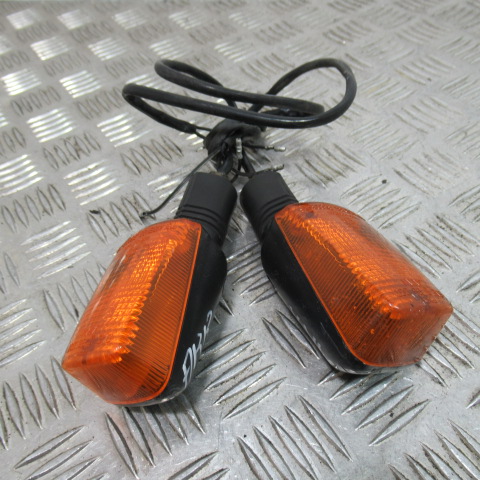 Clignotants arrière SUZUKI 600 GSXF – 1988 –