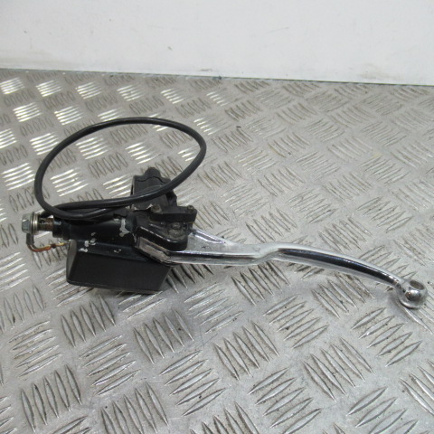 Maitre cylindre droit SUZUKI 600 GSXF – 1988 –