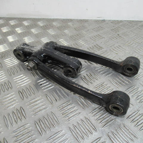 Triangle biellette SUZUKI 600 GSXF – 1988 –