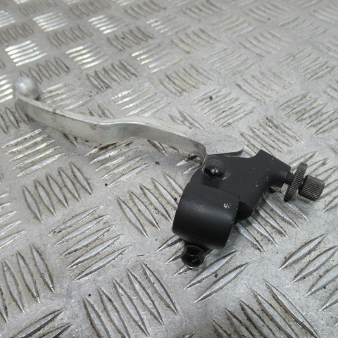 Support levier embrayage SUZUKI 600 GSXF – 1988 –
