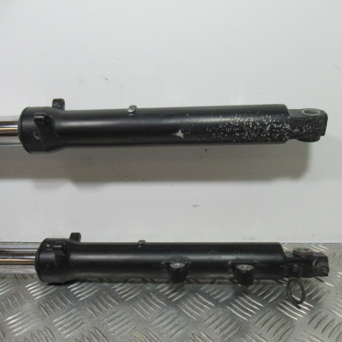 Fourche SUZUKI 600 GSXF – 1988 –