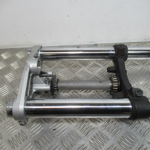 Fourche SUZUKI 600 GSXF – 1988 –