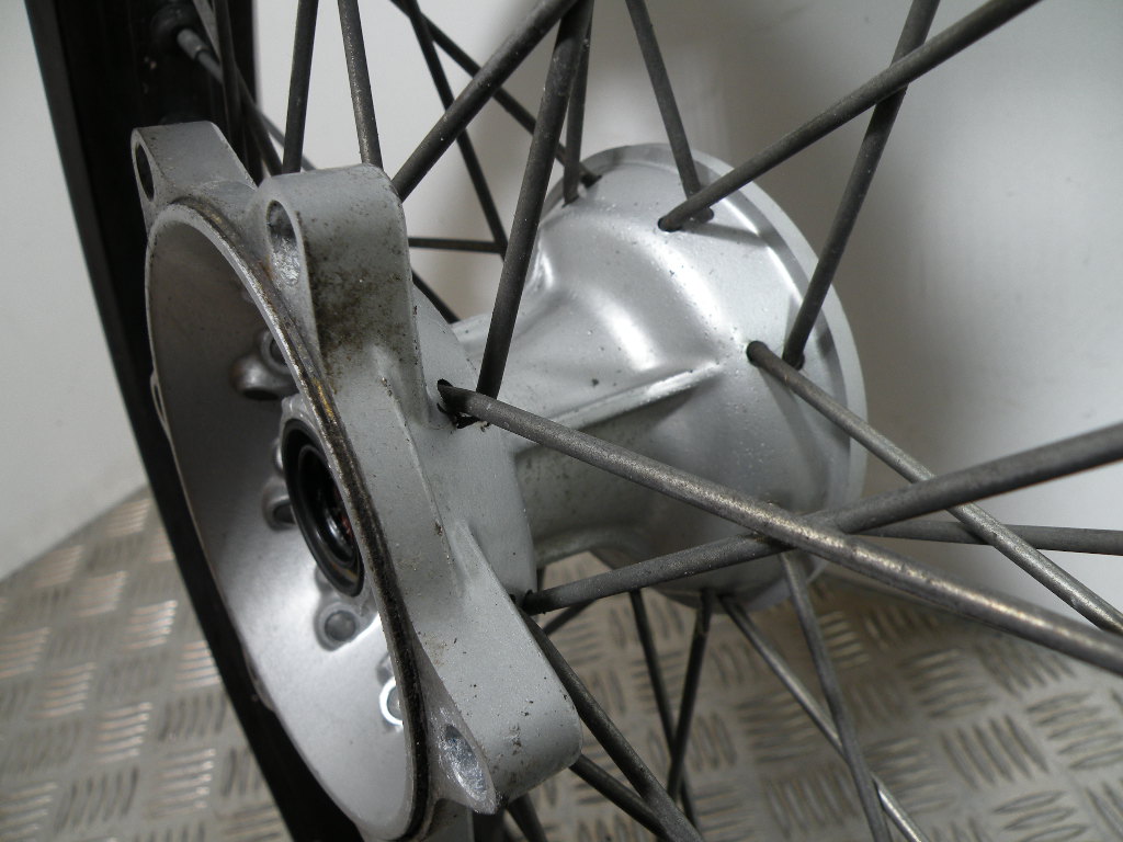 Jante avant SUZUKI XF 650 FREEWING 4t -1998-