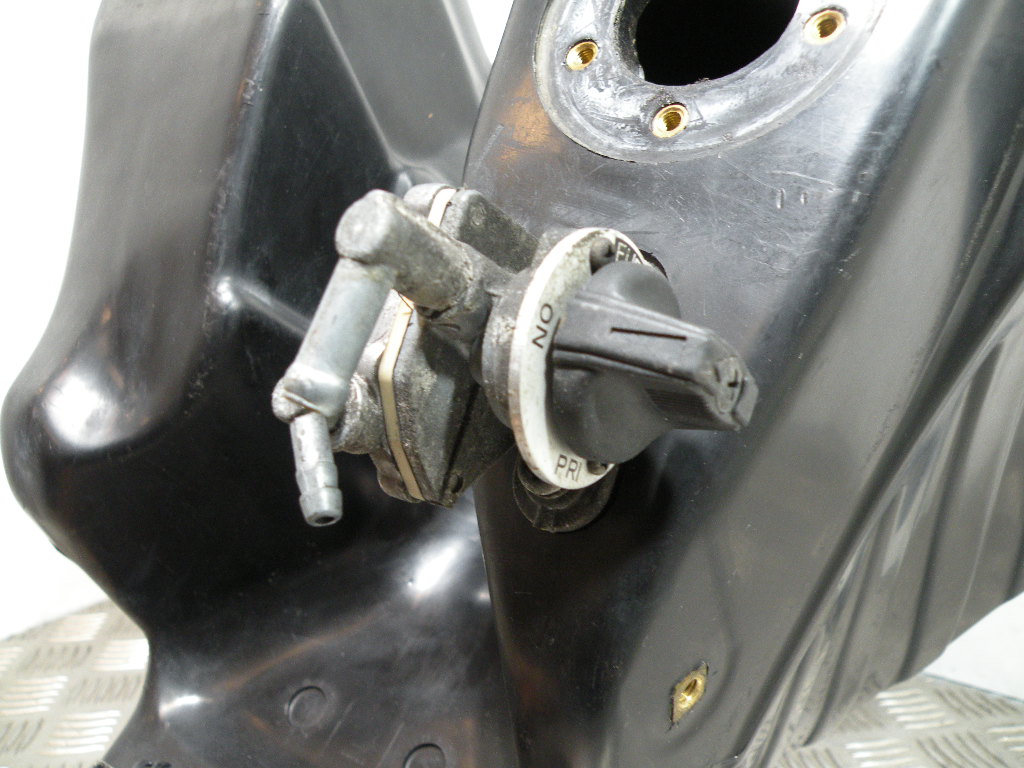 Réservoir d’essence SUZUKI XF 650 FREEWING 4t -1998-