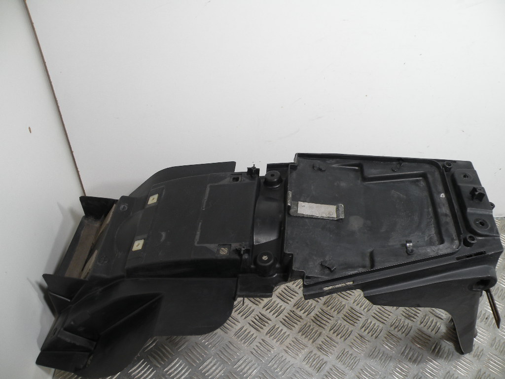 Passage de roue et support de plaque SUZUKI XF 650 FREEWING 4t -1998-