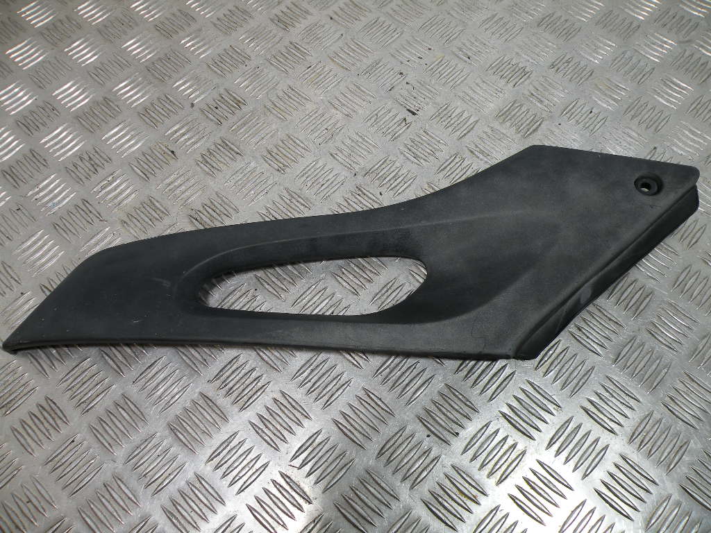 Cache latéral droit SUZUKI XF 650 FREEWING 4t -1998-