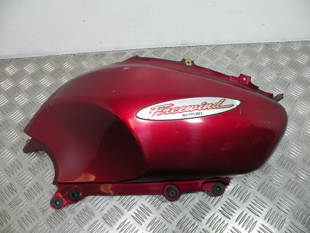 Carénage avant droit SUZUKI XF 650 FREEWING 4t -1998-