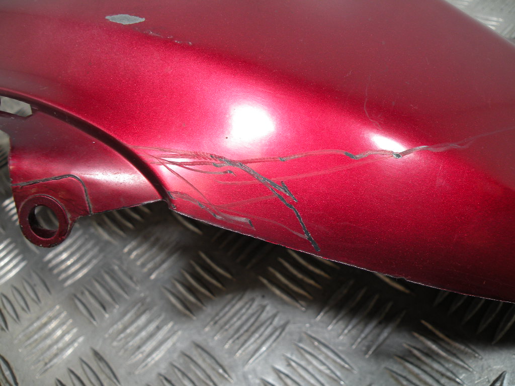 Carénage avant droit SUZUKI XF 650 FREEWING 4t -1998-