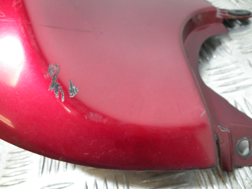 Carénage avant droit SUZUKI XF 650 FREEWING 4t -1998-