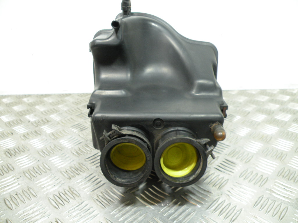 Boîte à air SUZUKI XF 650 FREEWING 4t -1998-