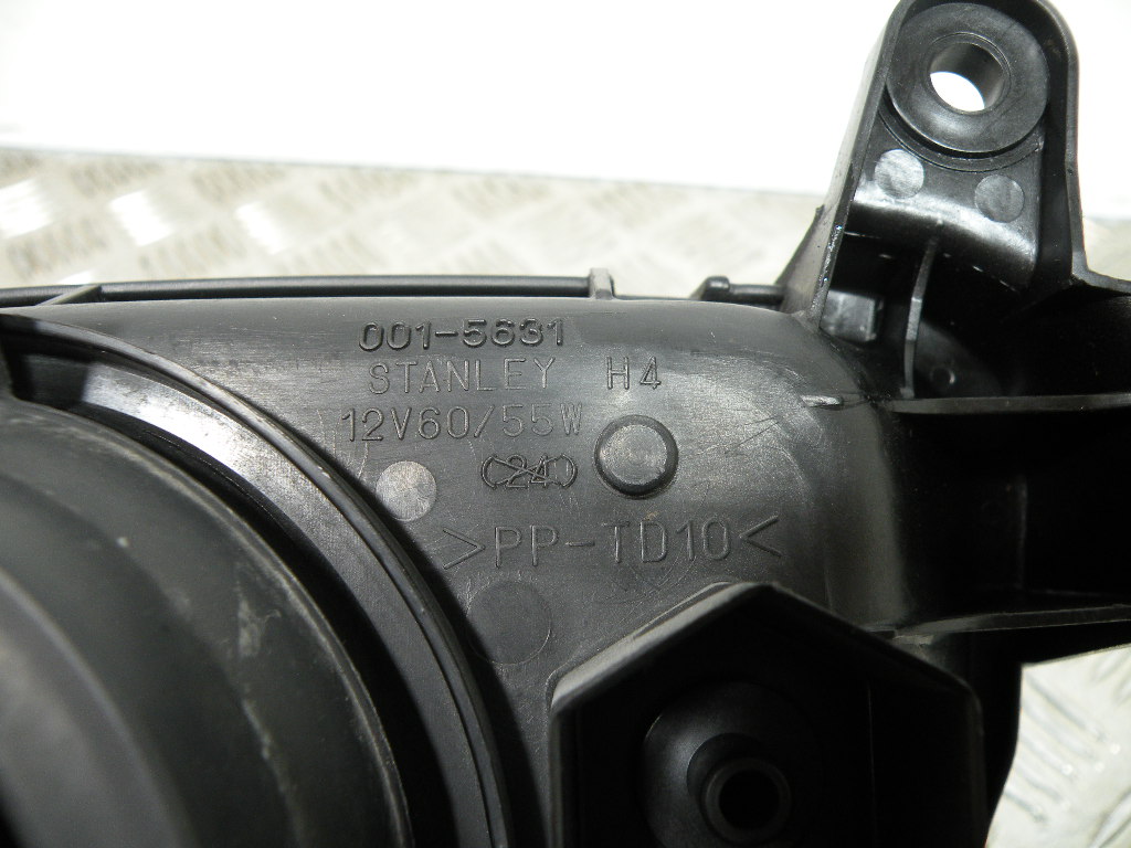 Optique / Phare avant SUZUKI XF 650 FREEWING 4t -1998-