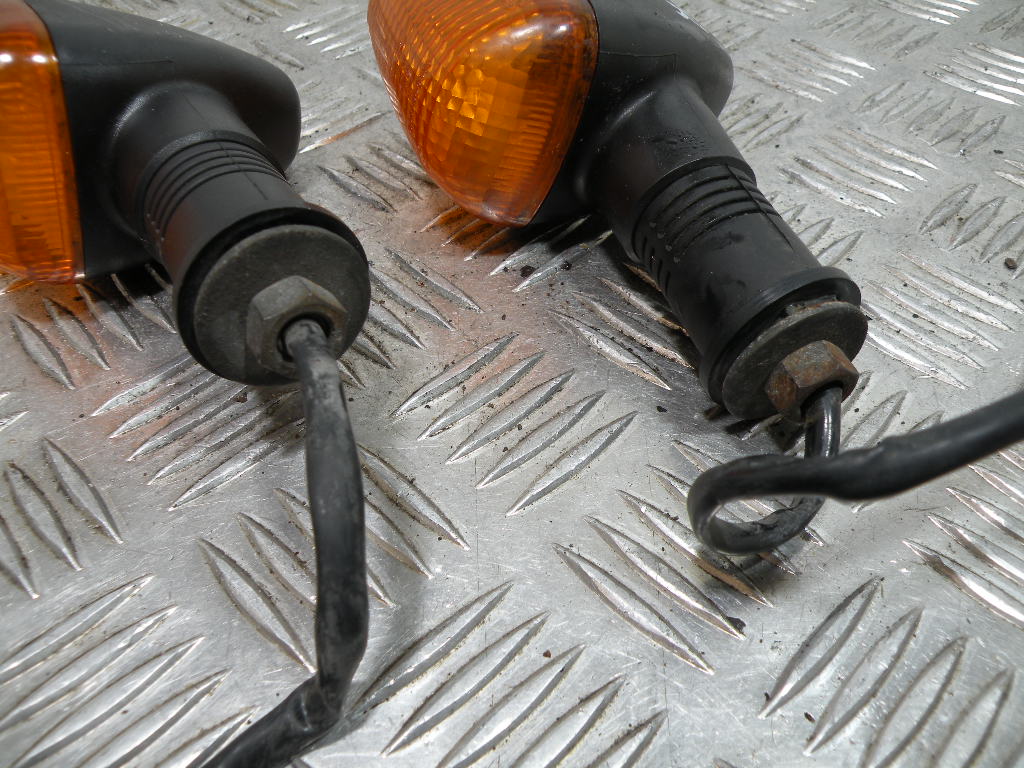 Clignotants arrière SUZUKI XF 650 FREEWING 4t -1998-