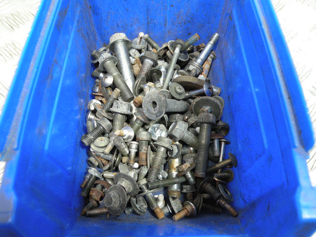 Visseries et caoutchoucs SUZUKI XF 650 FREEWING 4t -1998-