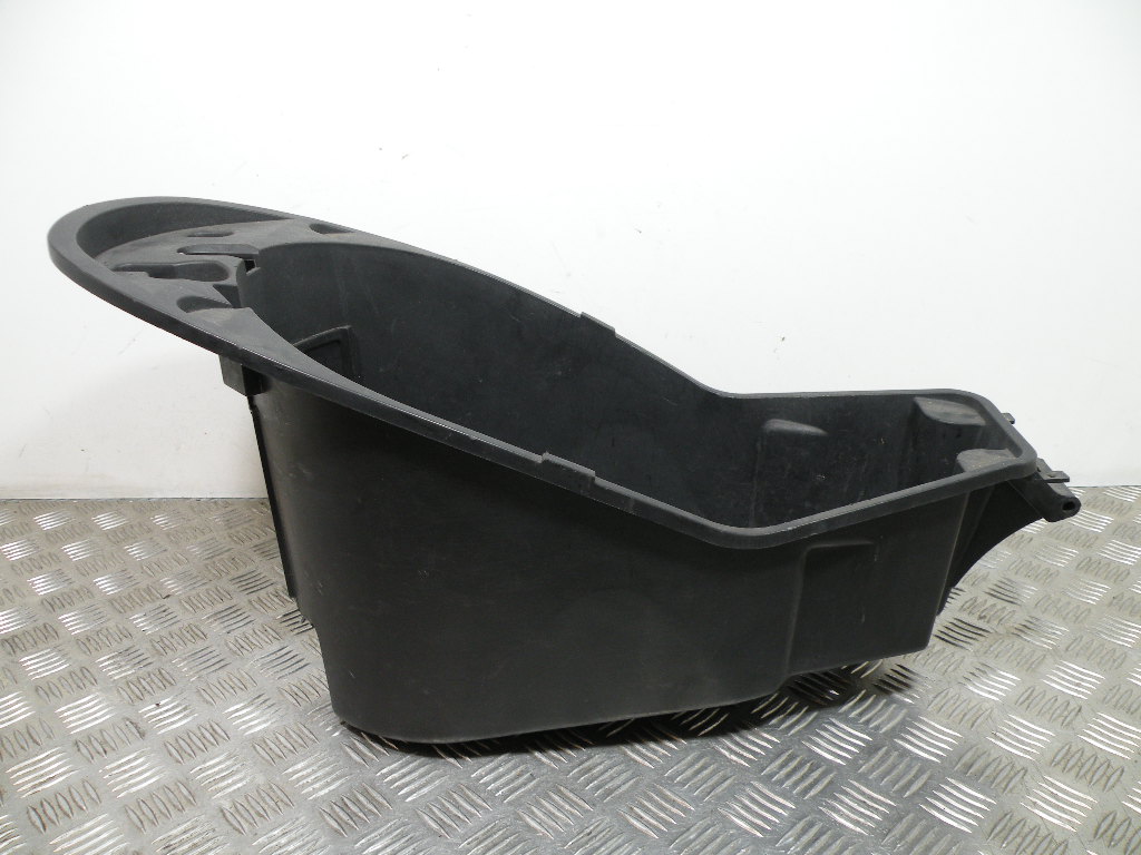 Coffre sous selle PEUGEOT 50 VIVACITY 2t -2002-
