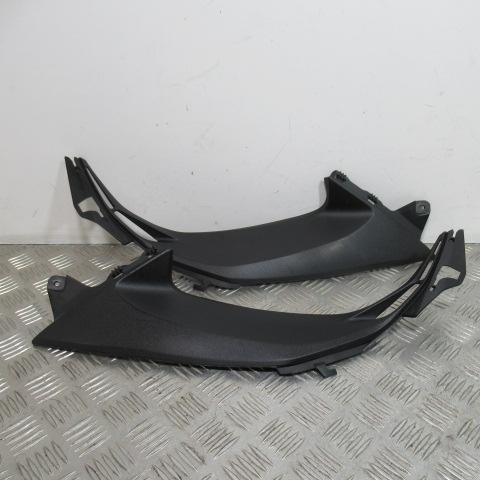 Caches réservoir droit et gauche KAWASAKI Z800 – 2014 –