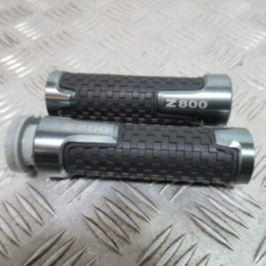 Poignées droit et gauche KAWASAKI Z800 – 2014 –