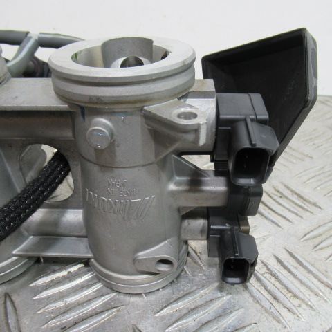 Boitier papillon KAWASAKI Z800 – 2014 –