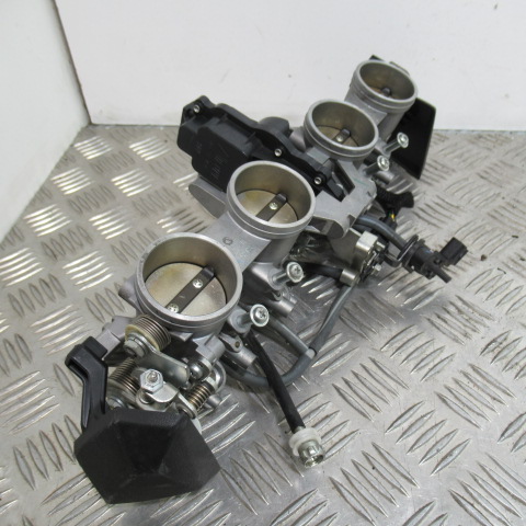 Boitier papillon KAWASAKI Z800 – 2014 –