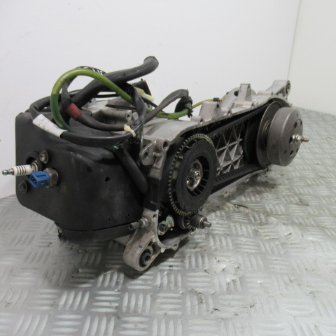 Moteur APRILIA SR50 2T – CA41M – 22654 KM- 2019 –