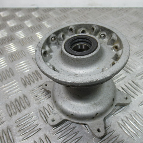 Moyeu roue avant YAMAHA 250 YZF 36 TROUS