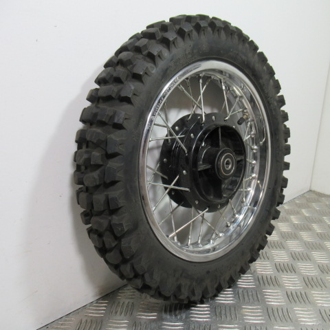 Roue arrière YAMAHA 80 PIWI