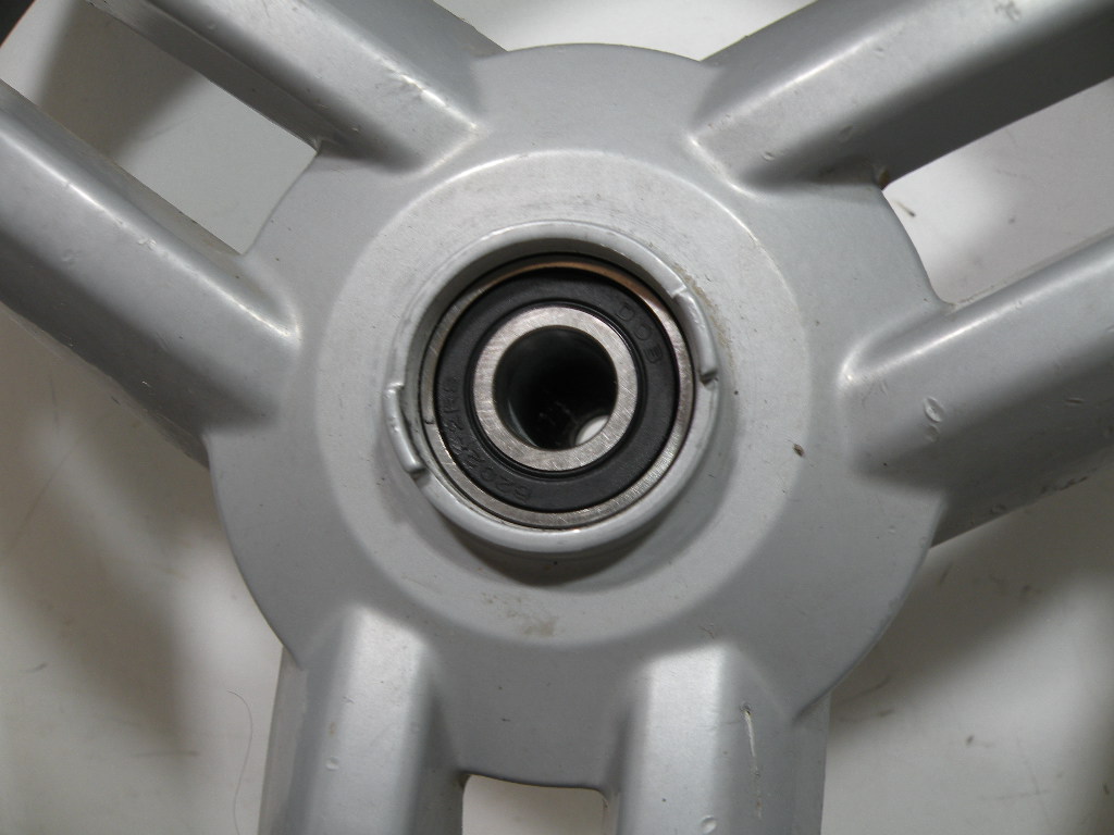 Roue avant PEUGEOT 50 LUDIX 2t -2014-