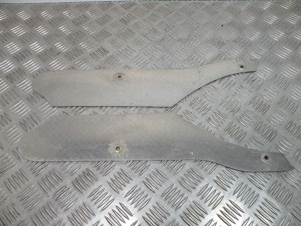 Tapis de marche pied PIAGGIO 50 NRG POWER 2t -2021-