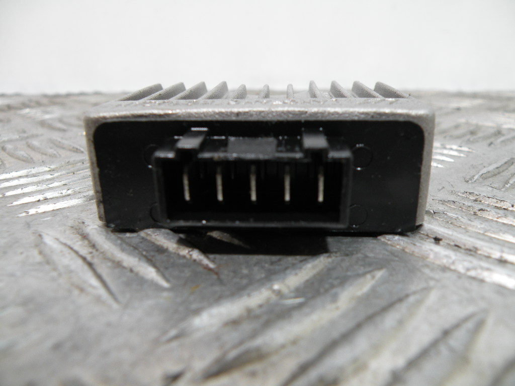 Régulateur de tension PIAGGIO 50 NRG POWER 2t -2021-