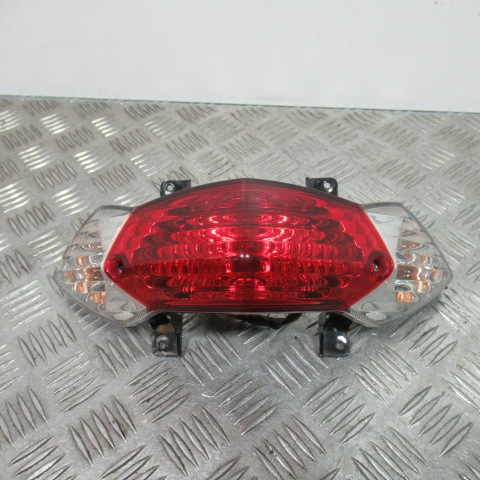 Feu PEUGEOT 50 KISBEE 4T – 2020 –