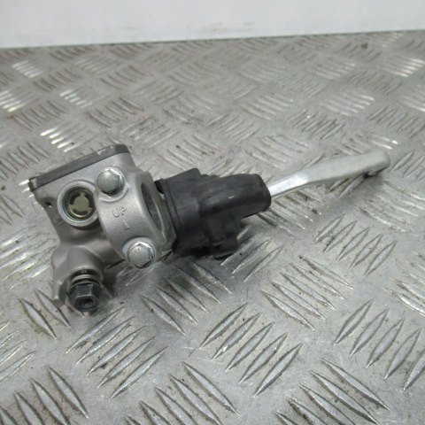 Maitre cylindre droit HONDA 250 CRF – 2008 –