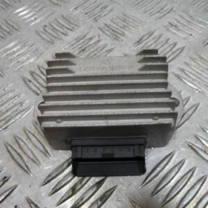 Régulateur de tension PIAGGIO 50 ZIP 2t -2017-