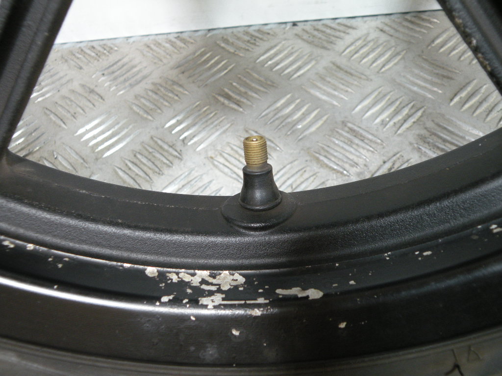 Roue avant KYMCO 50 AGILITY 2t -2011-