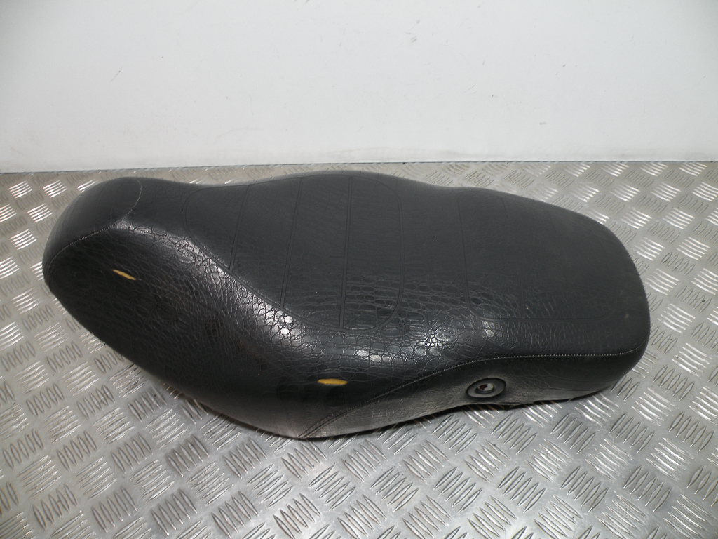 Selle APRILIA 50 SCARABEO 4t -2009-