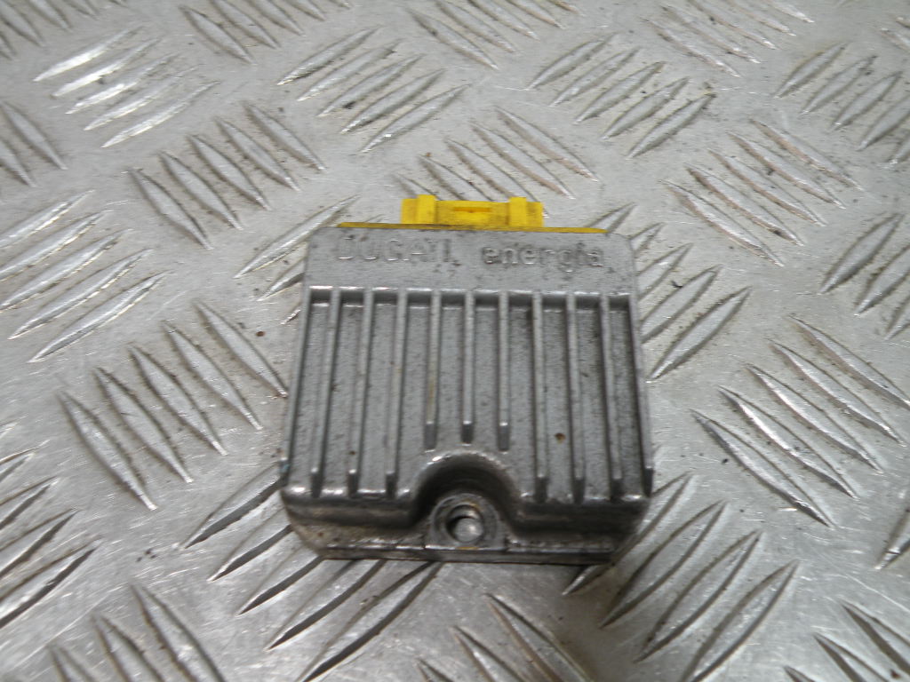 Régulateur de tension APRILIA 50 SCARABEO 4t -2009-