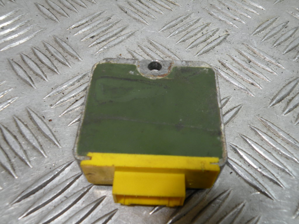 Régulateur de tension APRILIA 50 SCARABEO 4t -2009-