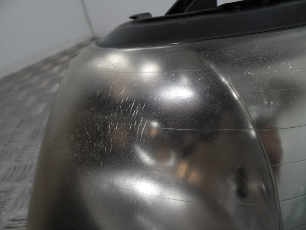 Optique / Phare avant YAMAHA 125 CYGNUS 4t -2006-