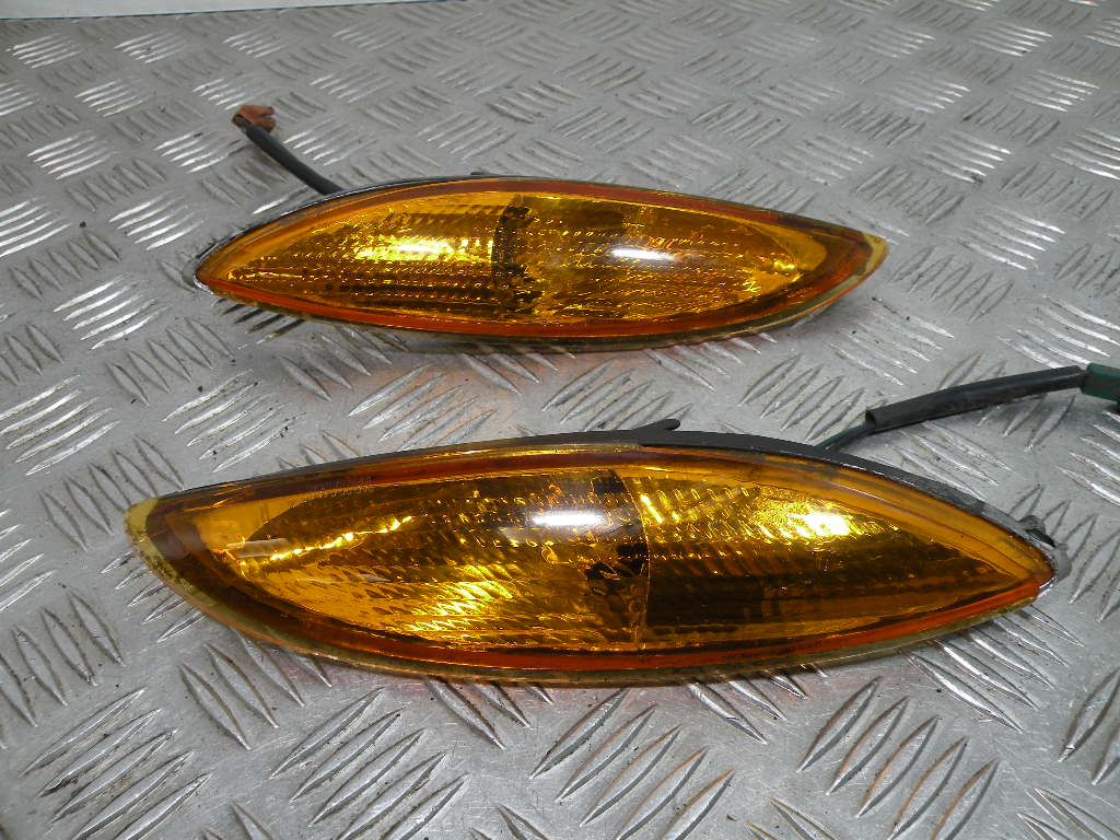 Clignotant avant YAMAHA 125 CYGNUS 4t -2006-